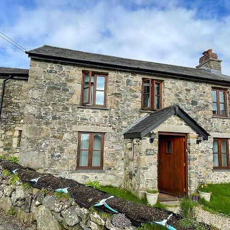 The Old Post House - Historic Dartmoor Home ทาวิสต็อก ภายนอก รูปภาพ